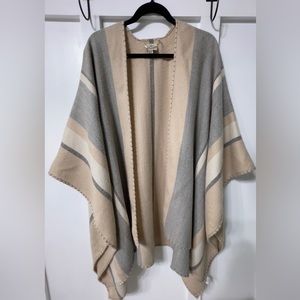 🔴 Women’s Poncho Beige/Lt. Apricot S OS